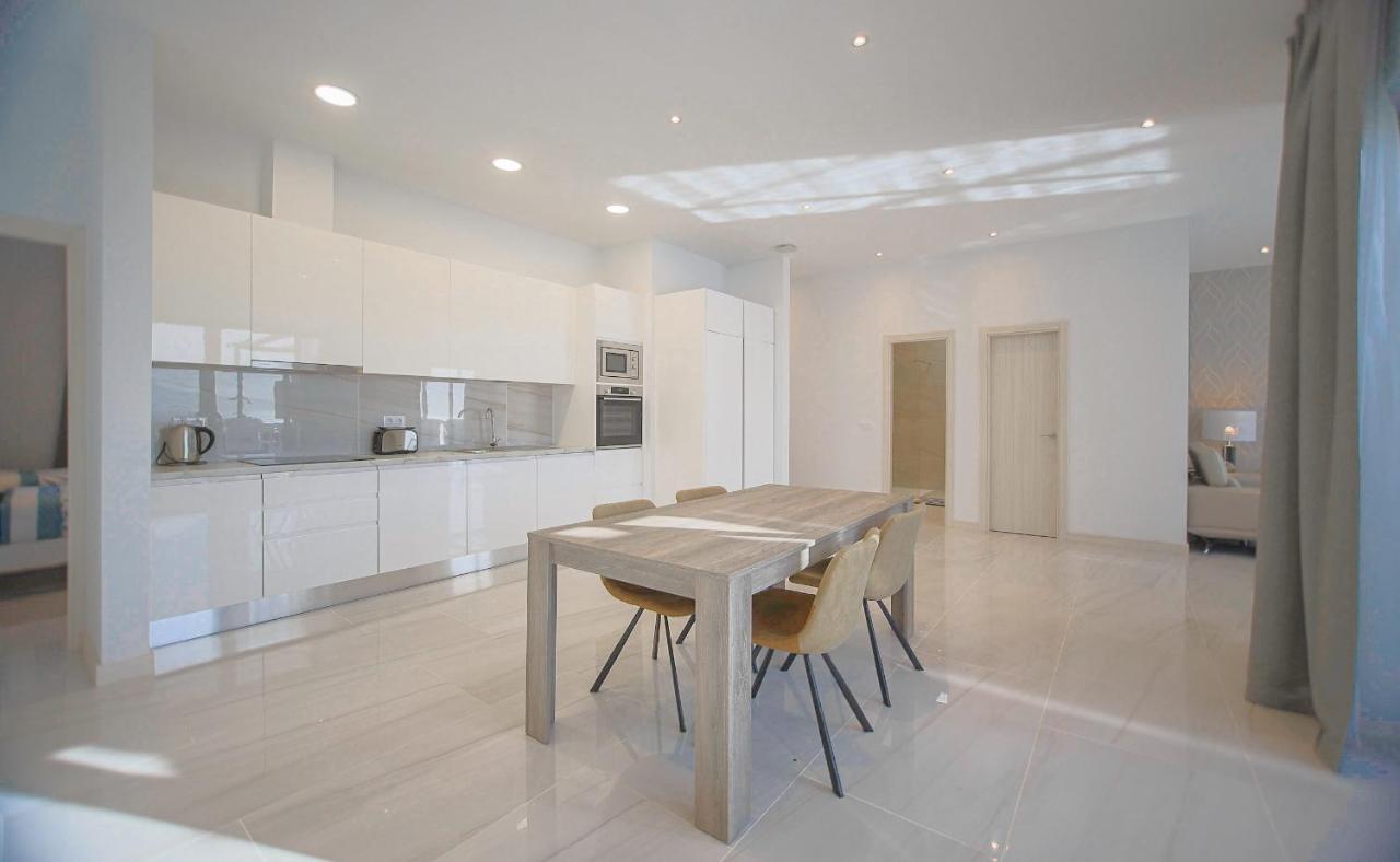 Atlantico Plaza Suite 6A - 2 Beds - 2 Baths Puerto del Carmen  Buitenkant foto
