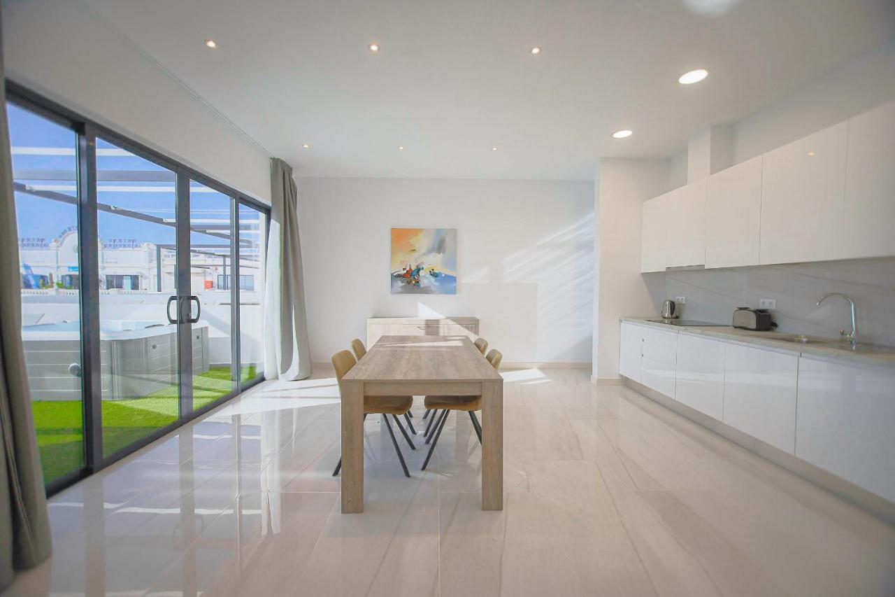 Atlantico Plaza Suite 6A - 2 Beds - 2 Baths Puerto del Carmen  Buitenkant foto